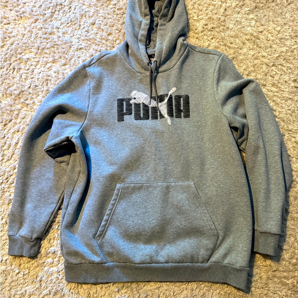 Brand new Puma XL sweatshirt